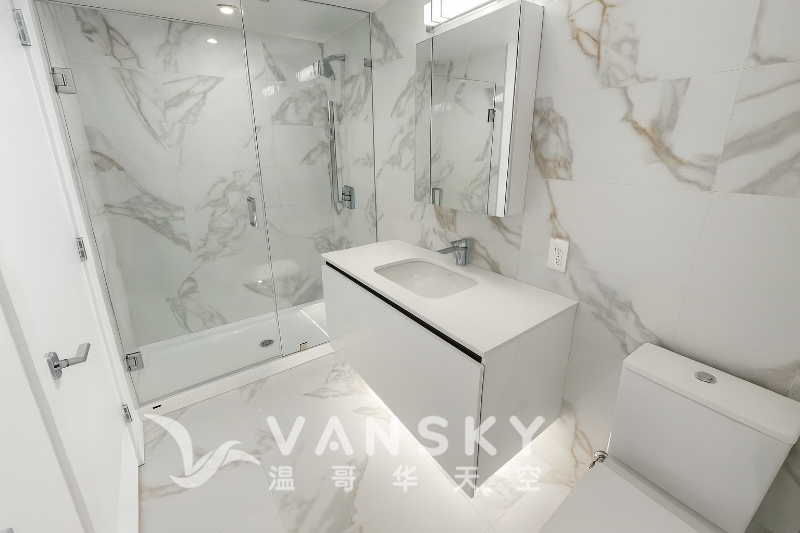 251207081434_main bathroom.png